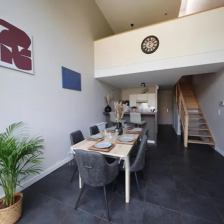 Maison Avec Jardin A Croix, Pres De Lille